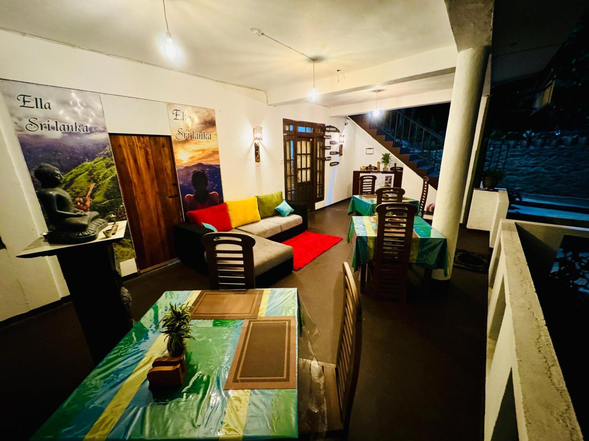 Rock Grand View Hotel Ела Екстериор снимка